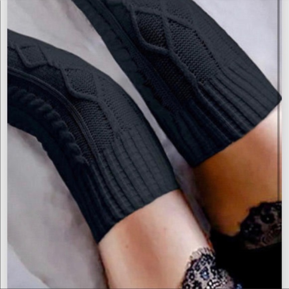 Over the knee black cable knit socks stockings - Picture 4 of 9